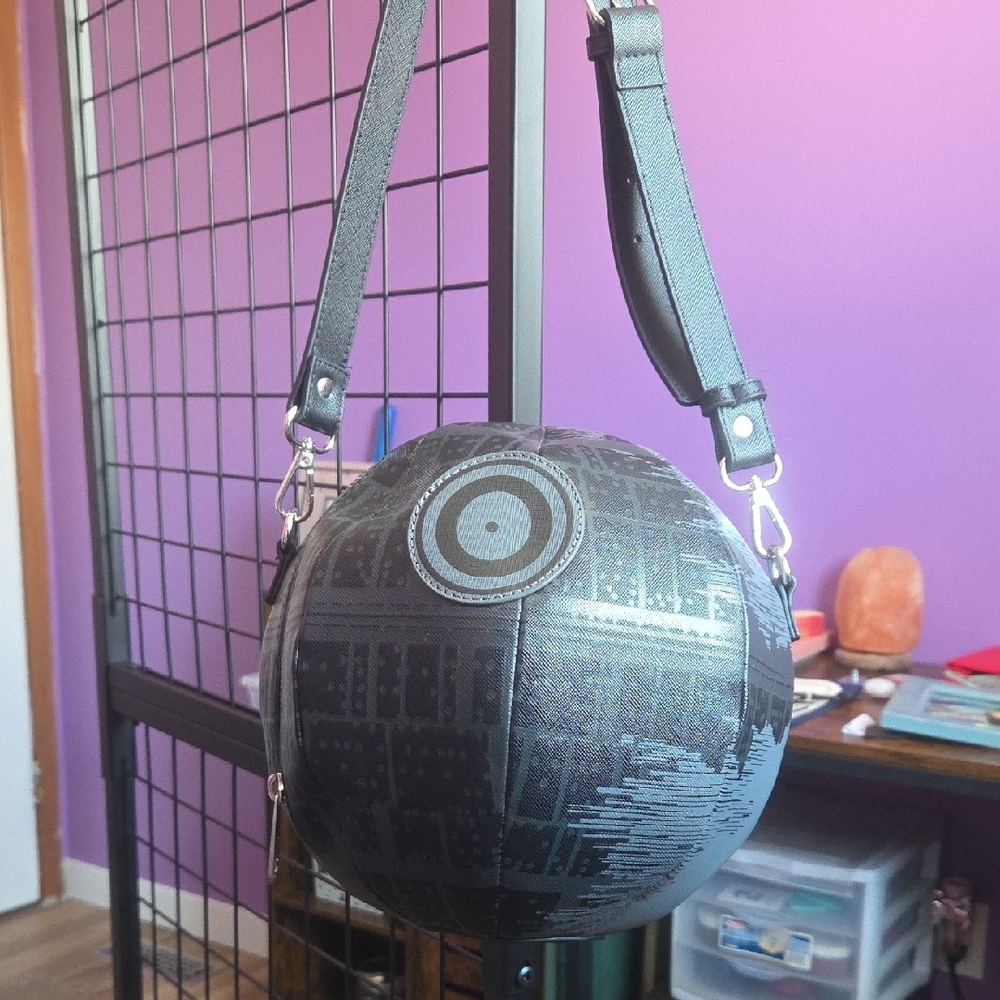 Loungefly Star Wars Return of the Jedi 40th Death Star - Picture 4 of 7